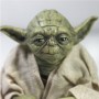 Figurine Jedi Yoda sabre laser