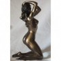 Figurine Kneeling Harmony En Bronze